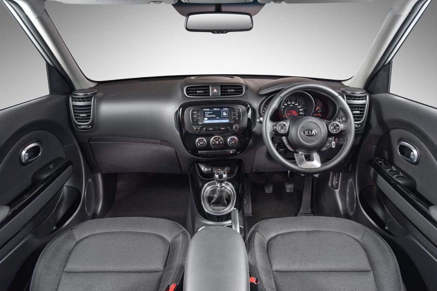 Торпедо Kia Soul 2017 года  (ZA) (фото 20 из 40)